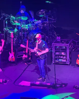 Dweezil Zappa Reno